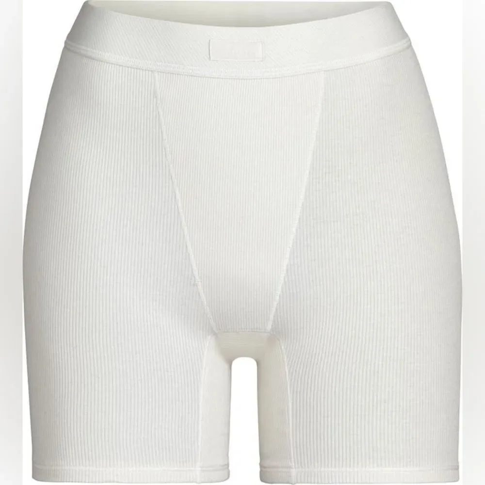 SKIMS Stretch Cotton Rib Boxers size XXS‎ & Large color Stone NWT in packaging